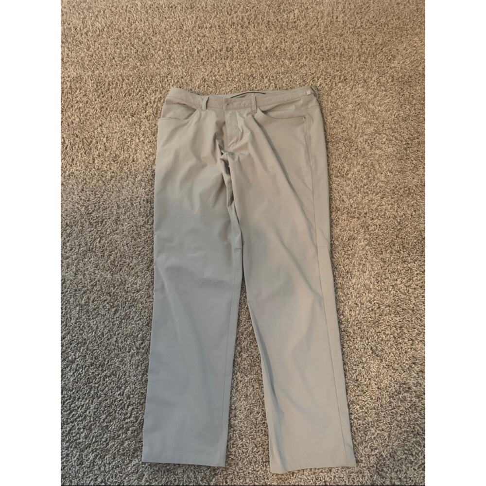 lululemon athletica Men's Chinos - Light Beige